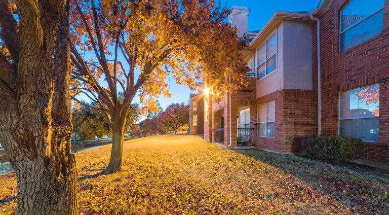 Multifamily Marketing: How to Beat the Fall Leasing Slump